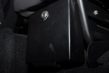 Lockable Glove box beneath co-driver seat