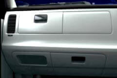 Glove box with larger storage space
